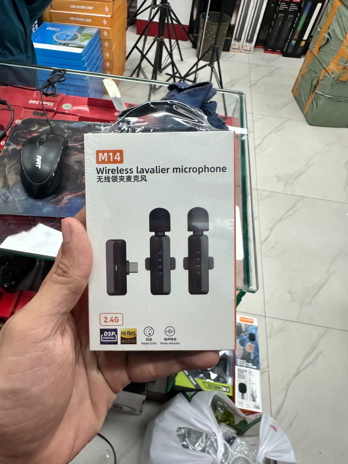 M14 Wireless Microphone – Compact Lavalier Mic for Mobile, Camera & PC | Ideal for YouTube, Vlogging, Interviews & Live Streaming